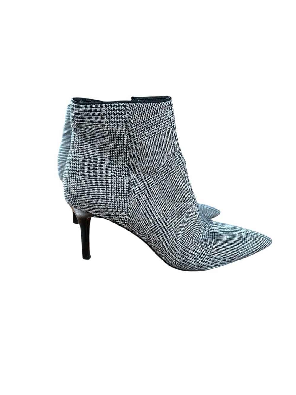 Cabi Women's Black & White Plaid Pointed Toe Ankle Boots 6014 - Picture 3 of 5